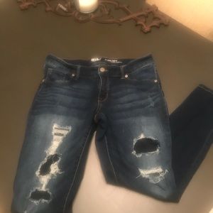 Mossimo destructed jeggings